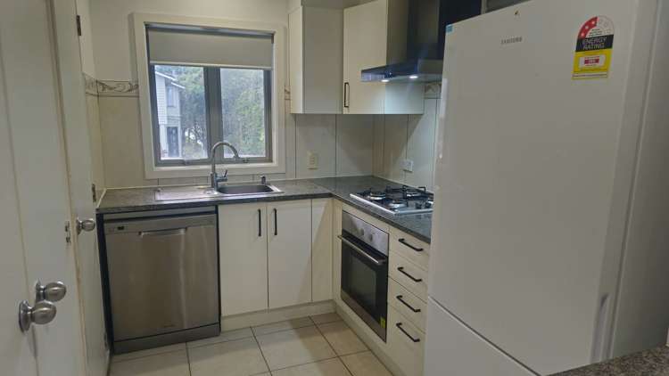 1/6 John Jennings Drive Oteha_6