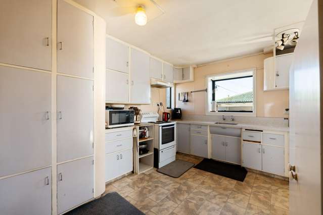 77 Hargood Street Woolston_3