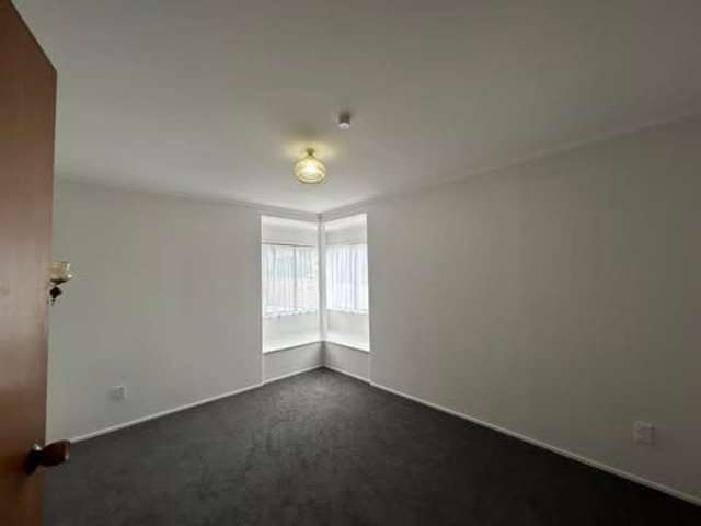 11B Mountain Road Western Heights_3