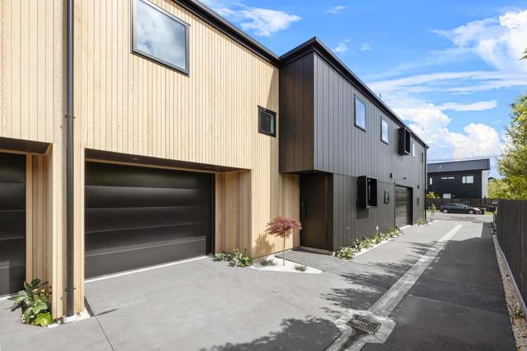 2/48 Winton Street_0