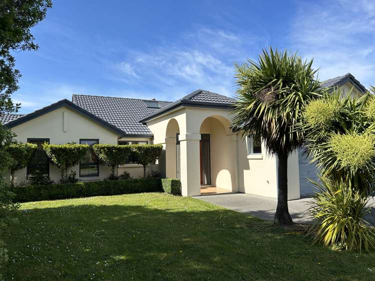 16 Fifetuscan Way Lincoln_1