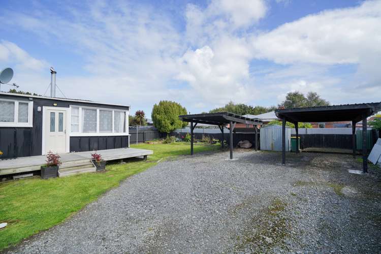 121 Pomona Street Strathern_31