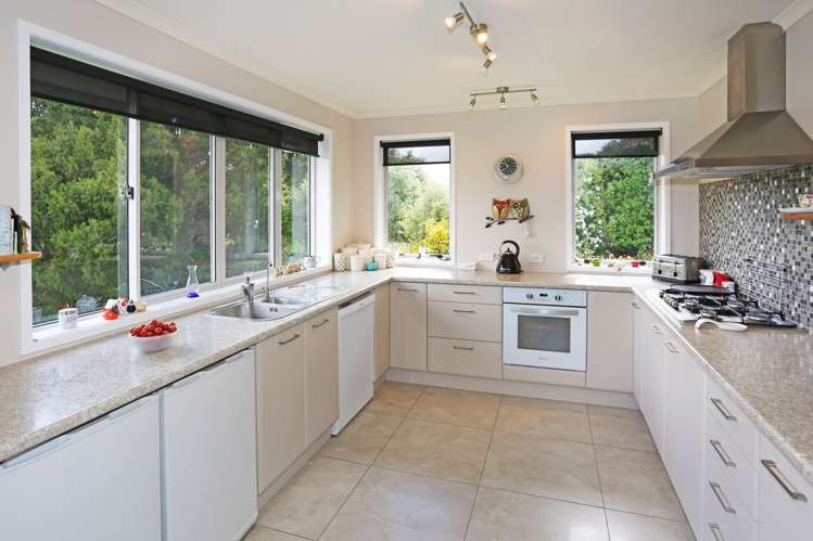 118 Dunrobin Lane Ararimu_11