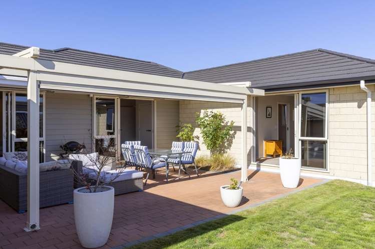 4 Tuhua Close Wharewaka_1