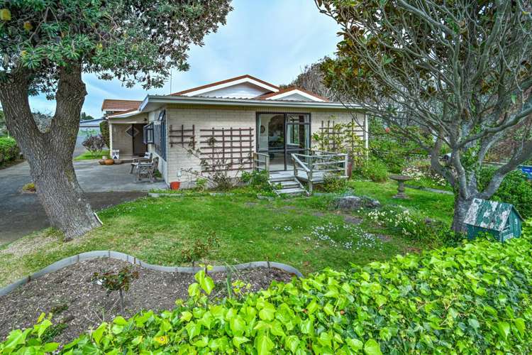 9 East Road Haumoana_4
