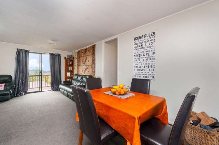 2/112 Solar Road Glen Eden_9