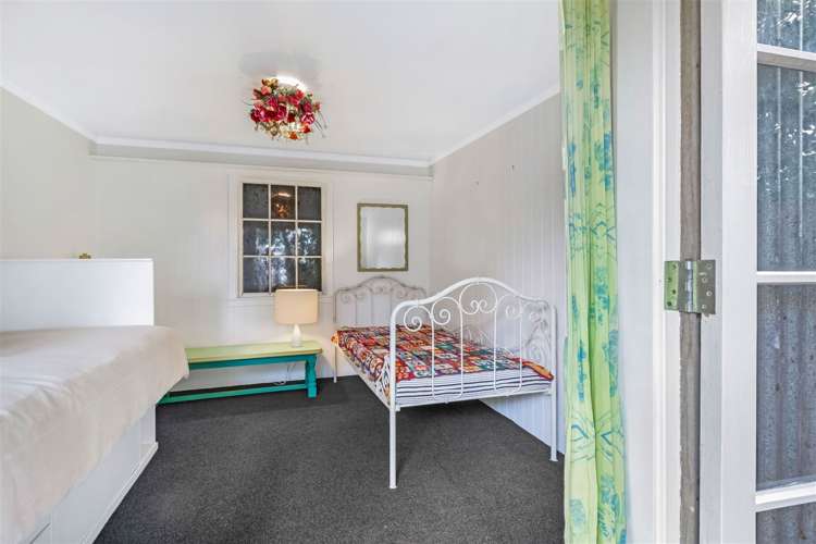 40 Calais Terrace Ostend_27