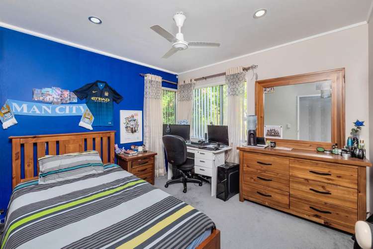 2/160 Cliff View Drive Green Bay_18