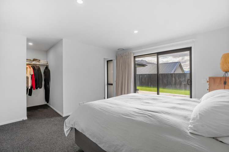 11 Walter Place Glenorchy_6