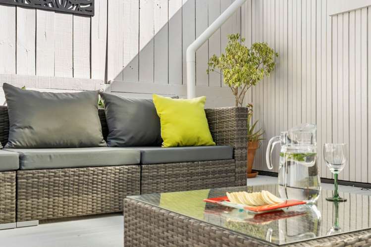 1/6a Manuka Road Glenfield_12