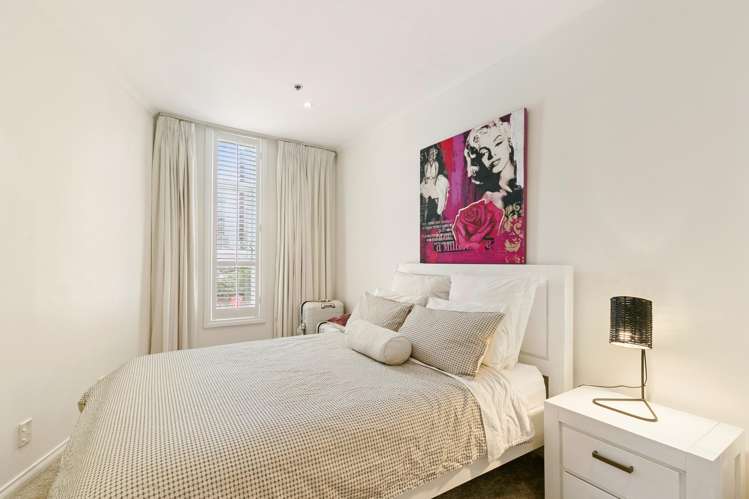 1.2/1 Queens Wharf Wellington Central_6