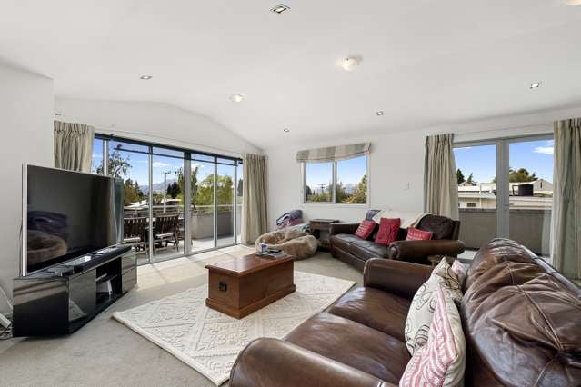 23 Kennedy Crescent Wanaka_1