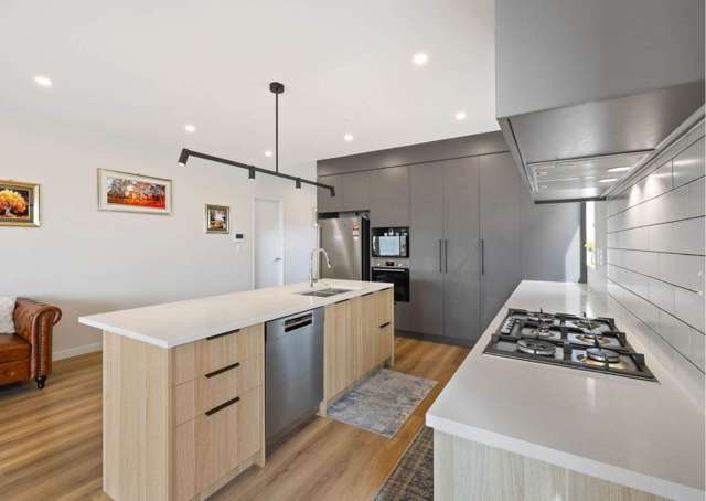 12 Korowhiti Road Clarks Beach_4