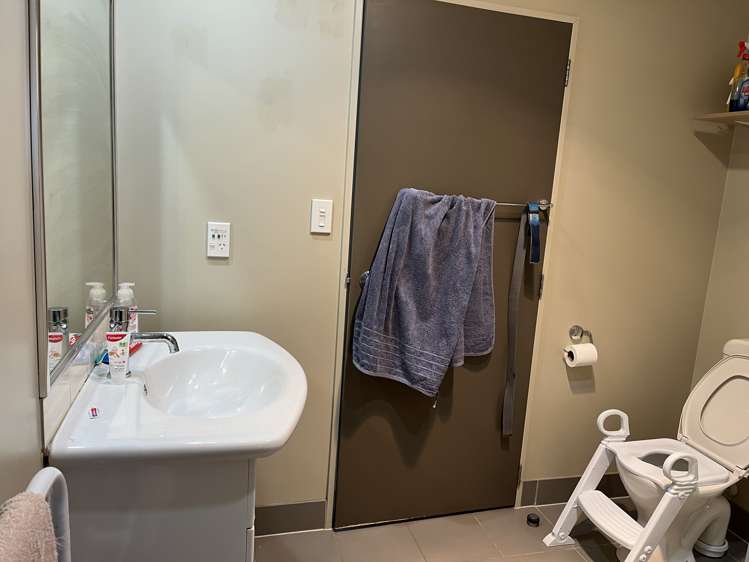 30/1 Piriti Drive Te Atatu Peninsula_6