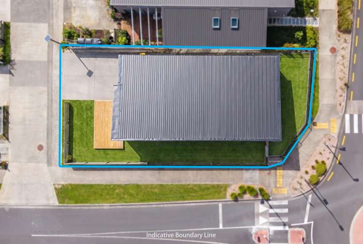 16 Taiororua Avenue Massey_19