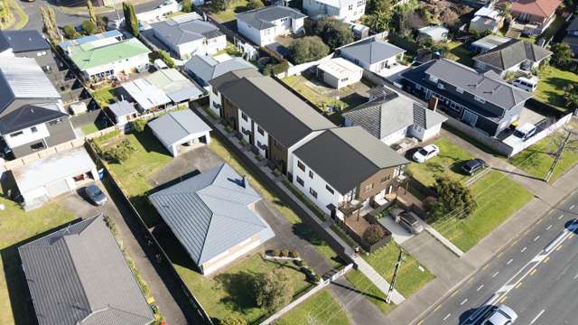 1-7/114 Coronation Road Mangere Bridge_1