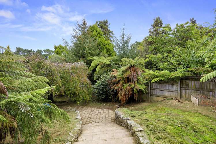 6 Serenity Grove Maoribank_17