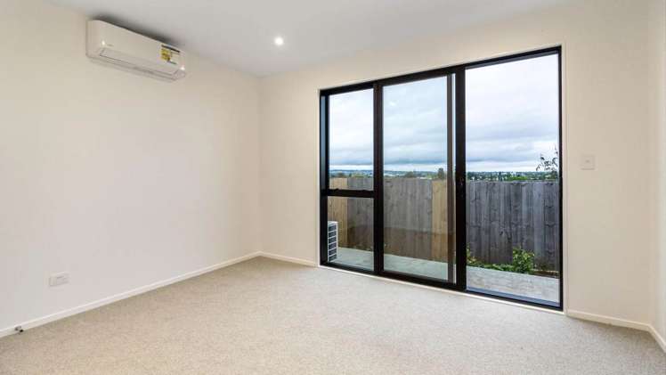 8/11 Ryburn Road Mt Wellington_5