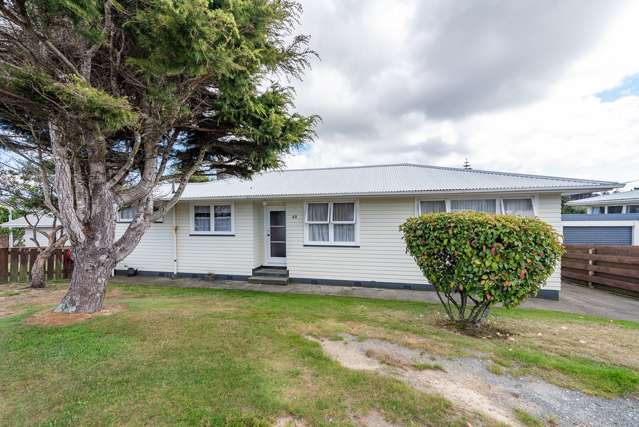 48 Mark Avenue Paparangi_2