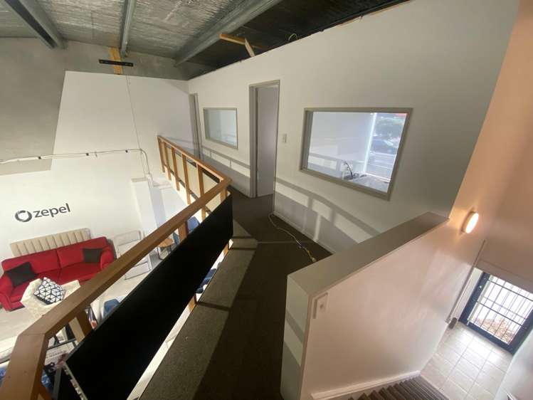 2/1008 Ferry Road Ferrymead_12