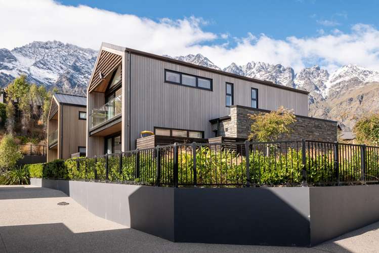 2 Eichardt Place_0