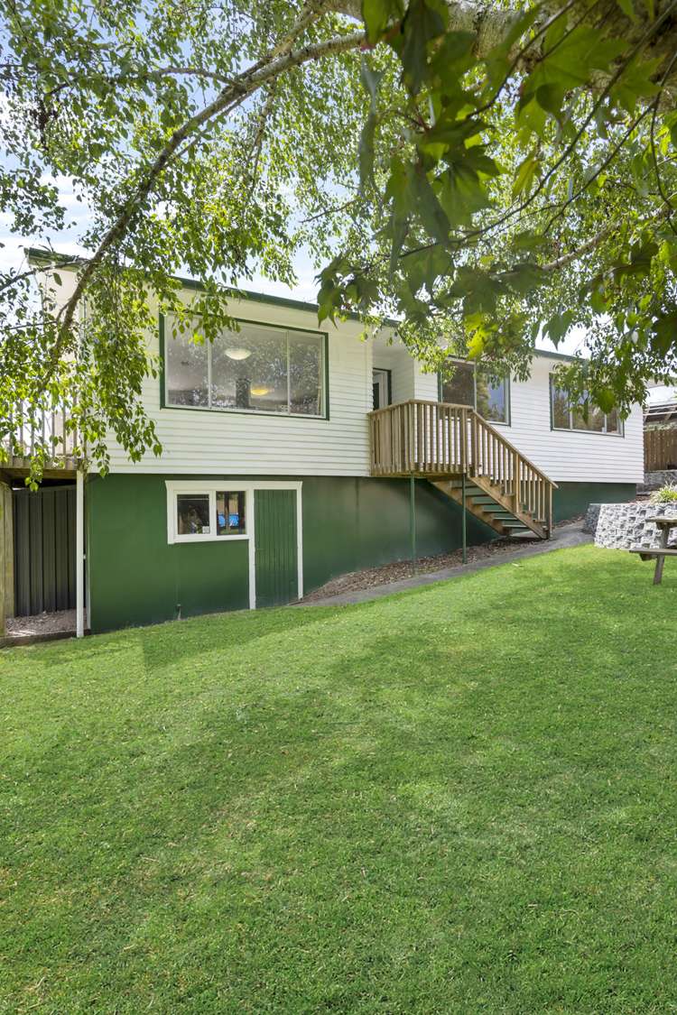 68 Fairclough Road Beach Haven_22