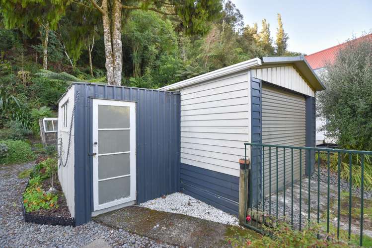 37 Tombleson Road Lake Rotoma_11