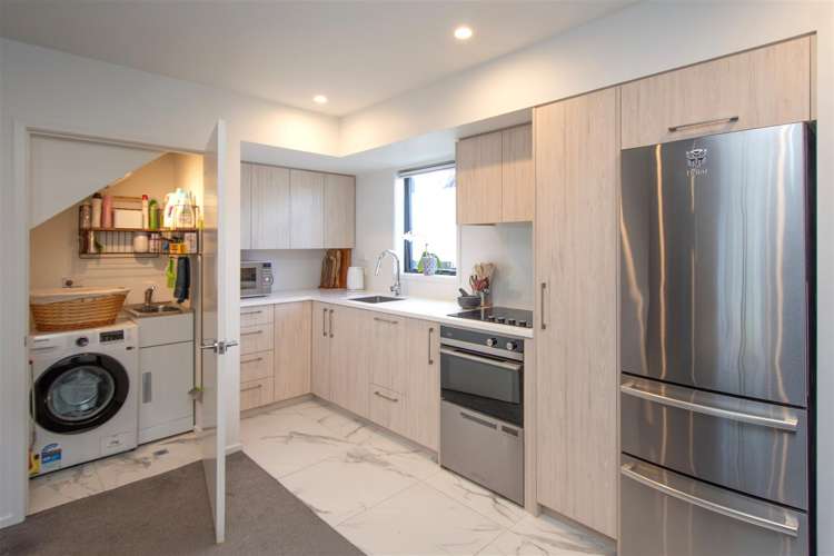 2/25 Hargest Crescent Sydenham_3