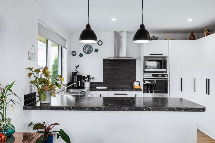 2 Roto Close Wharewaka_6