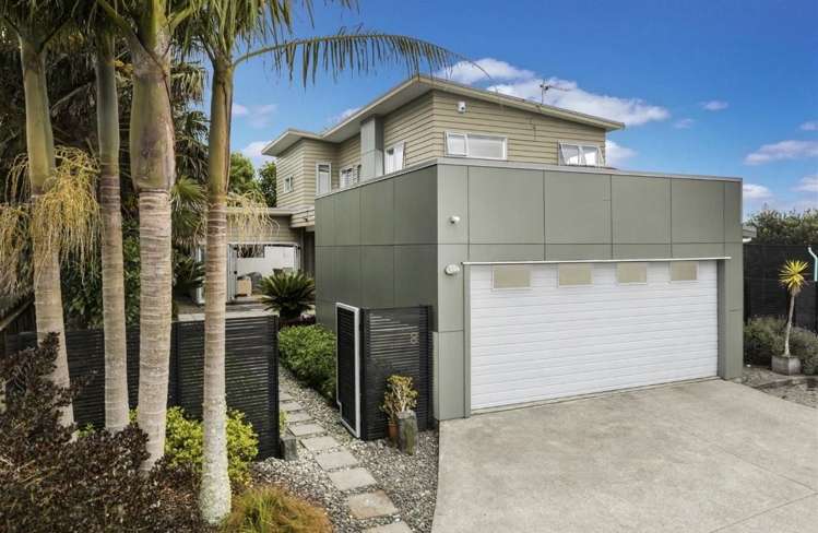8 Roy Maloney Drive Henderson Heights_24