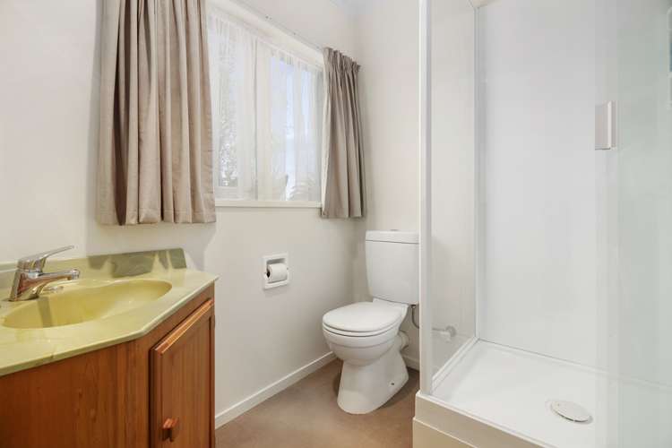 6 Eyre Street Henderson_18