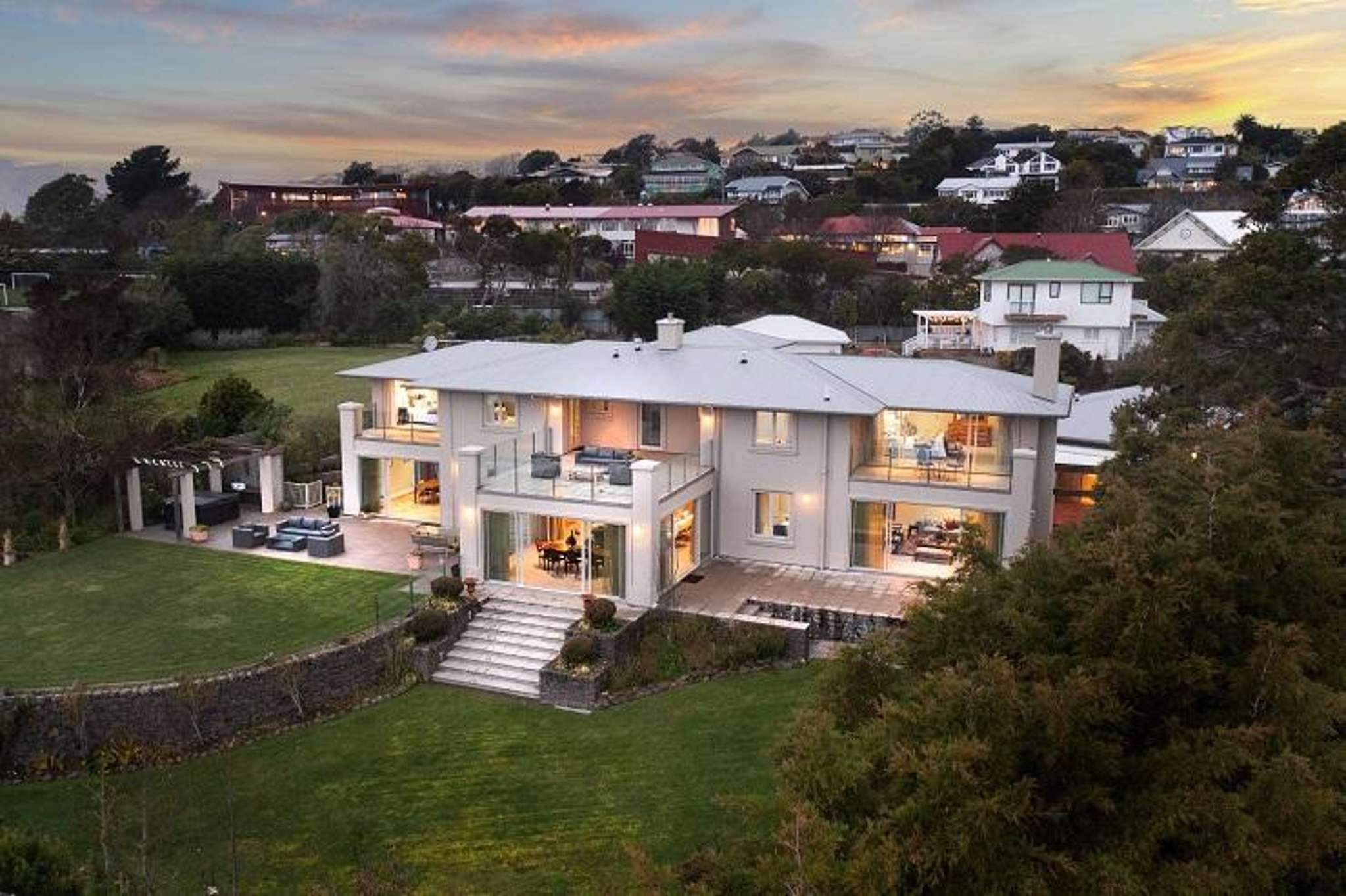 $650,000 hit: Mansion in top Christchurch suburb sells at a loss after price drops
