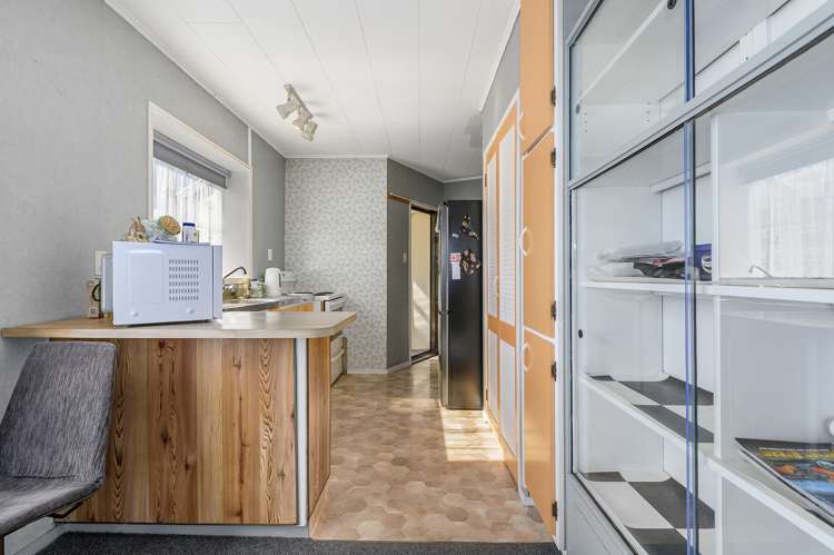 14 Fenruss Street Fairy Springs_7