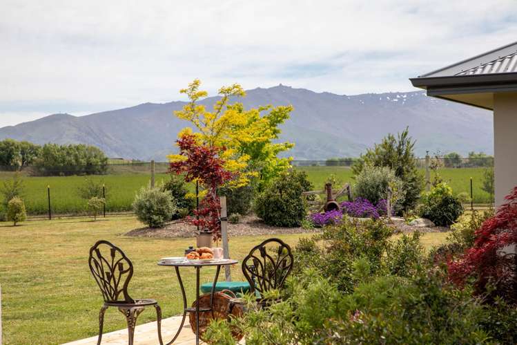 57 Golden Road Alexandra_32