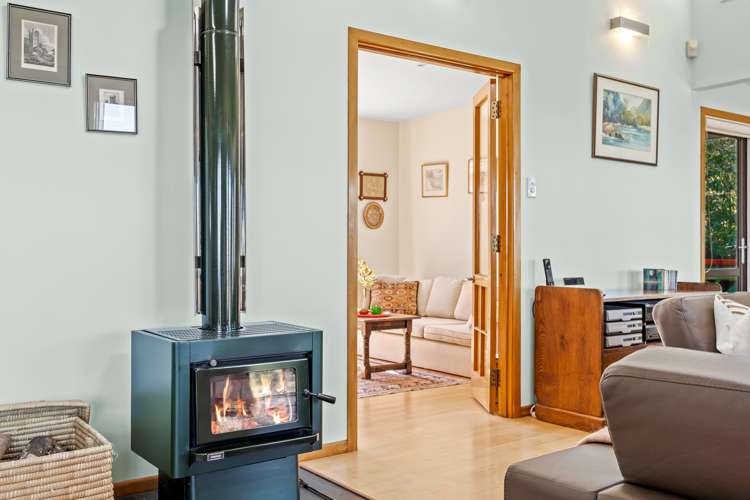 8 Clayden Drive Gulf Harbour_12