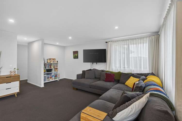 32 Aratapu Street Waitara_11