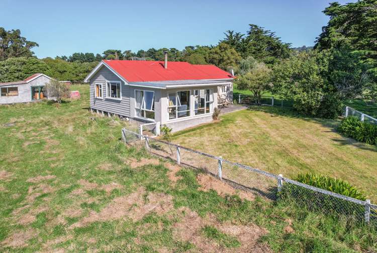 33 Manuka Bay Road Domett_2