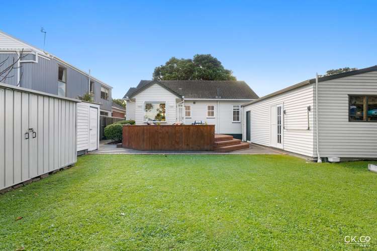 26 Thornycroft Avenue Epuni_16