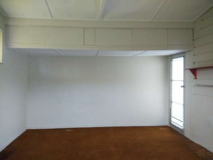 99 Vodanovich Road Te Atatu South_16