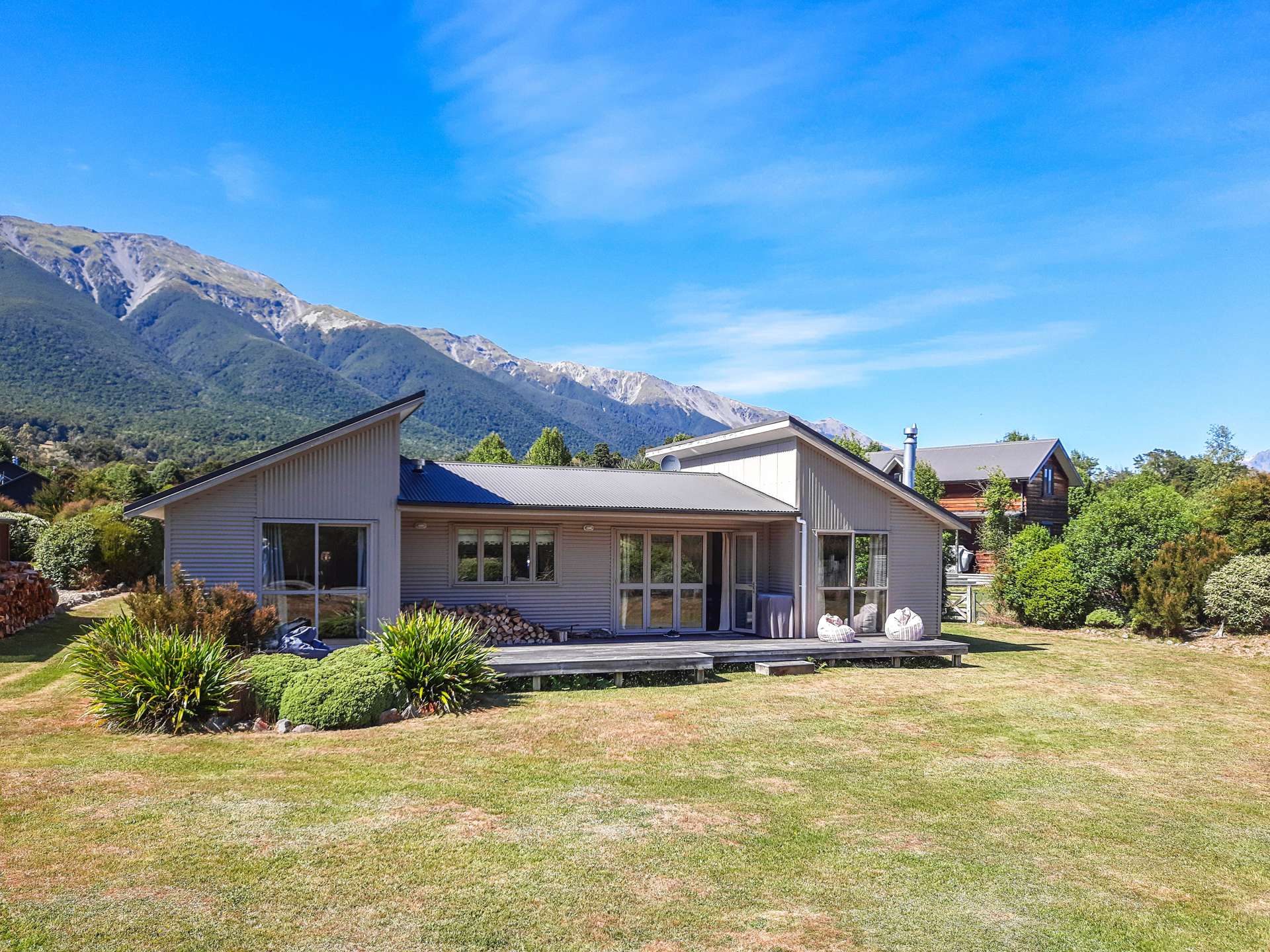 3 Toutouwai Place St Arnaud_0