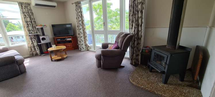 14 View Street Maungaturoto_9