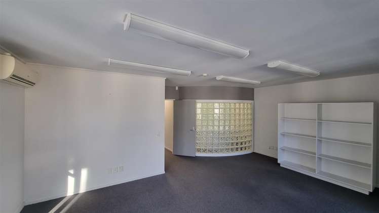 Tenancy 9, L2, 19 Rees Street Queenstown_5