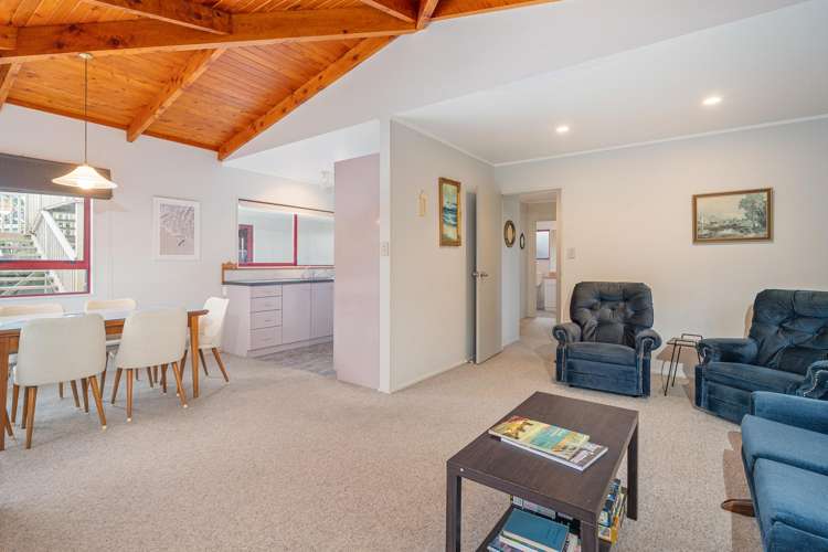 6 Leah Road, Simpsons Beach Whitianga_10