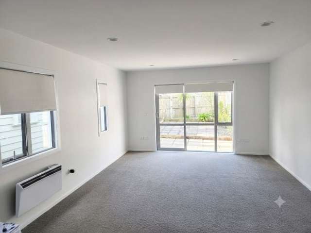 9/6 John Jennings Drive Oteha_2
