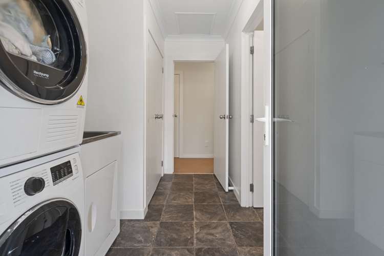 3b Upham Terrace Roslyn_21