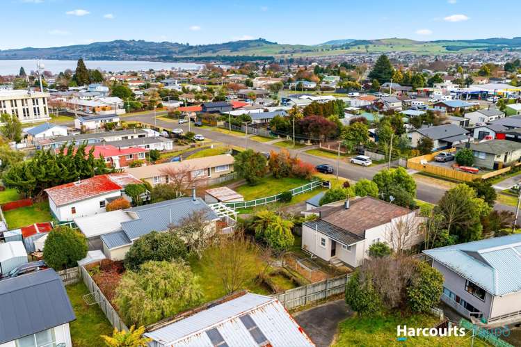 19 Waitahanui Avenue Taupo_25