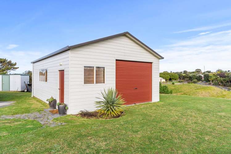 1096e Awhitu Road Pollok_25