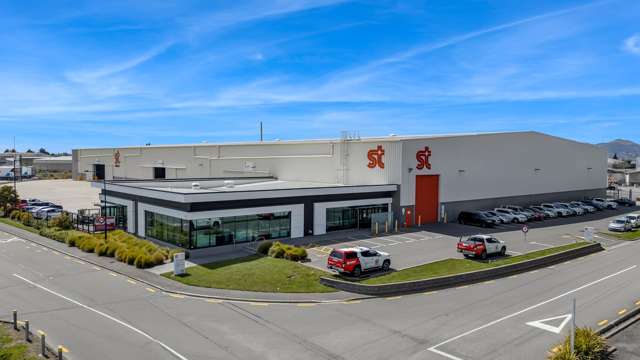 Industrial scale. Crane capacity. Total capability