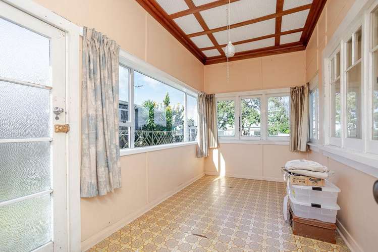 7 Denmark Street Dannevirke_10