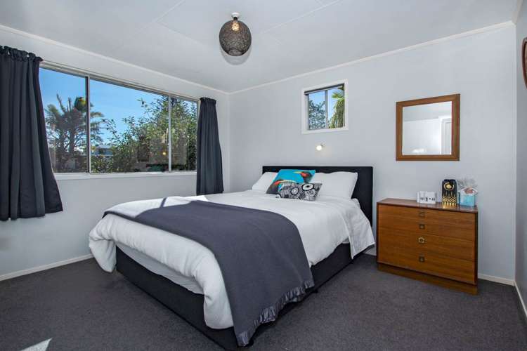 39 West View Crescent Onerahi_15